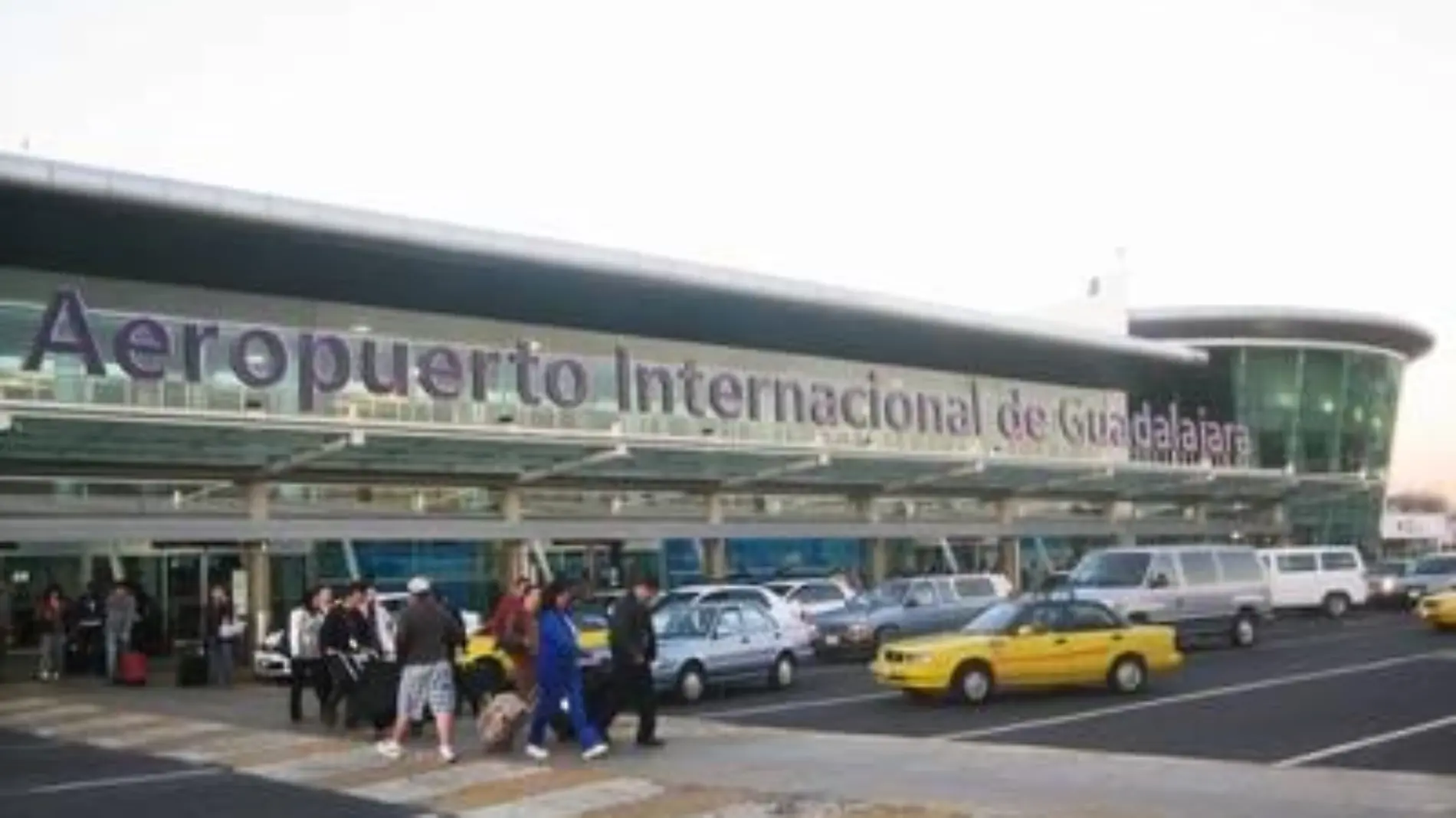 el aeropuerto